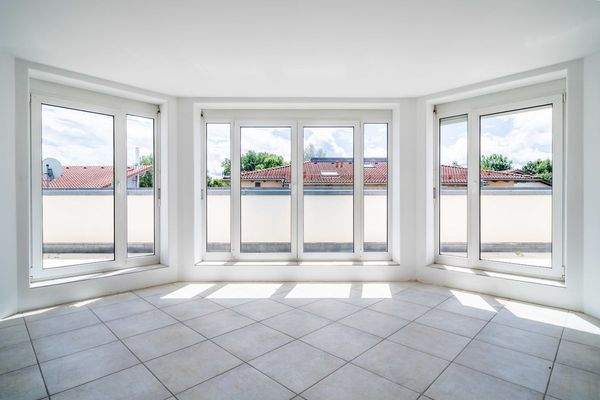 Lichtdurchflutete Räumlichkeiten