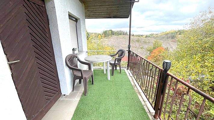 6-Terrasse mit Ausblick.jpg