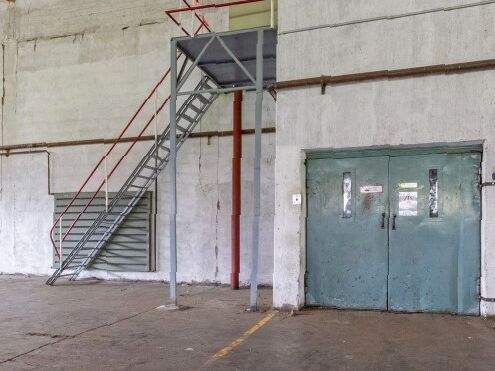 Lastenaufzug mit 2.8t