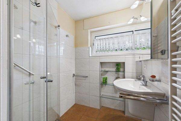 CAM03586G0-PR0066-STILL022