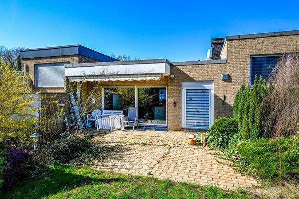 Die Terrasse mit Markise