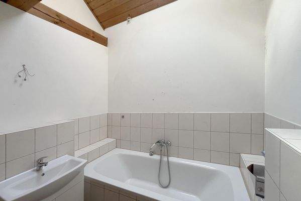 Einfamilienhaus | Badezimmer 2