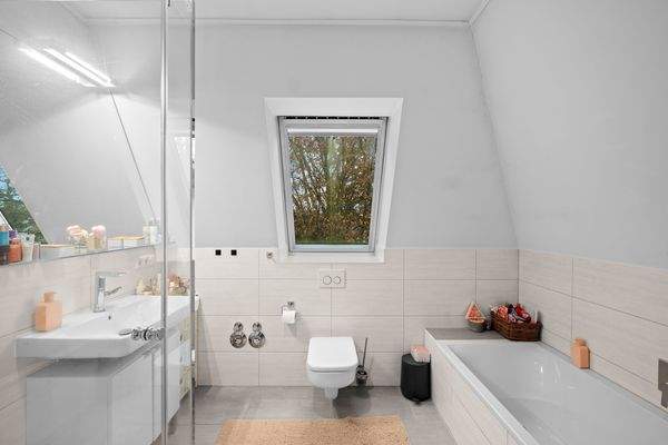 Vollbad m. Dusche oben