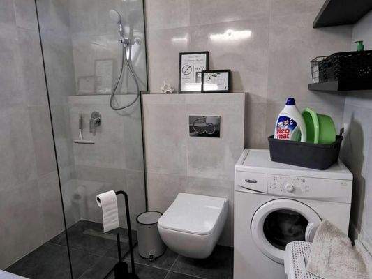 Kreta, Roumeli: Villa in kleiner Wohnanlage zu verkaufen