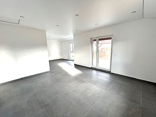 Zugang zum überdachten Balkon