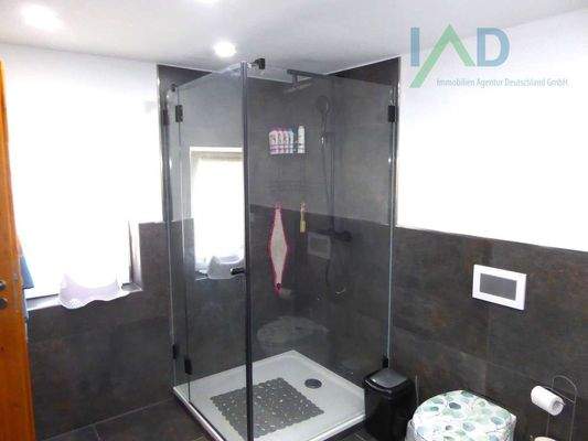 Tagesclicht Bad Dusche OG