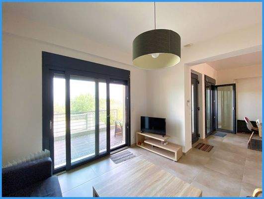 0fff3d8218ad44879bf99975da091c51-original