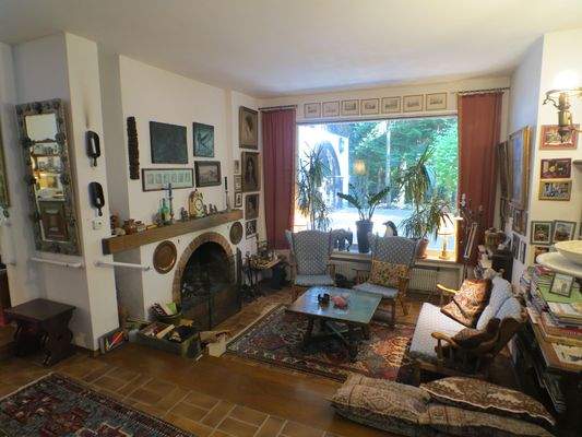 Kaminecke mit Panoramafenster.JPG