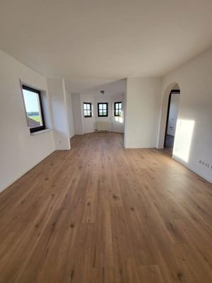 Blick Wohnzimmer -> Esszimmer