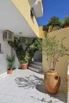 Kreta, Aspro: Apartmenthotel mit Pool und Meerblick zu verkaufen