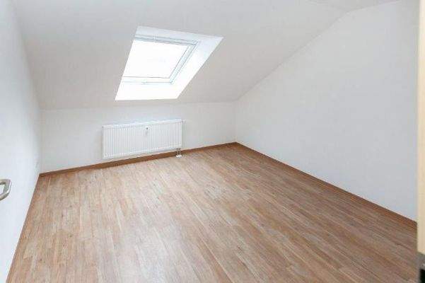 Dachgeschoßwohnung Zimmer