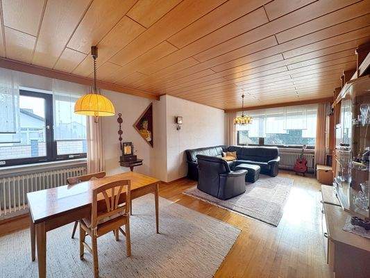 Wohn- und Essbereich