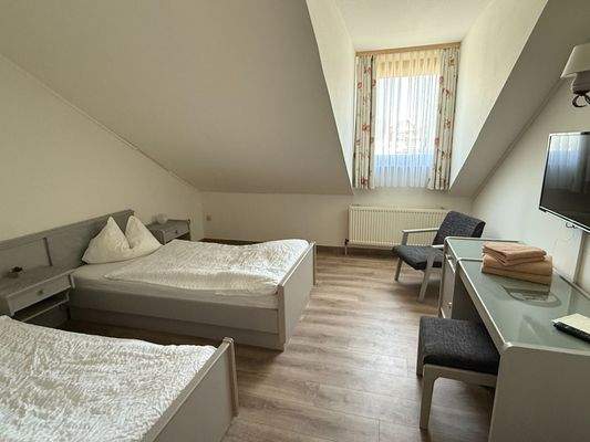 Gästezimmer DG Gästehaus