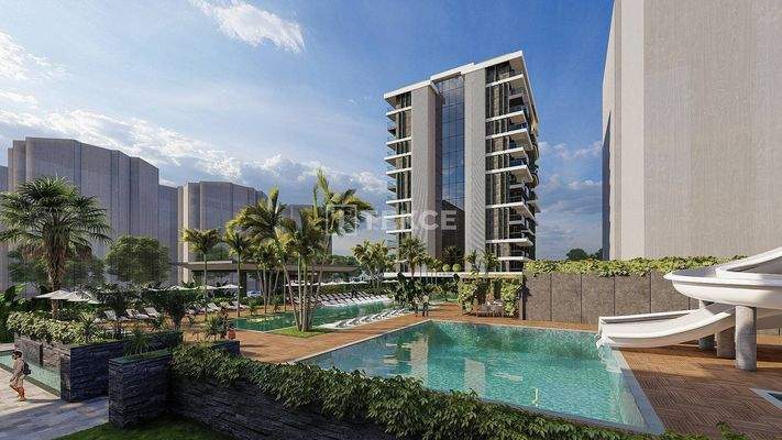 Seafront Real Estate with Views in a Complex in Alanya