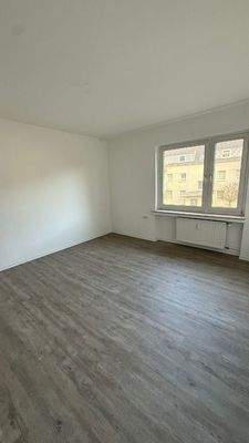 Schlaf-/ Kinderzimmer 1