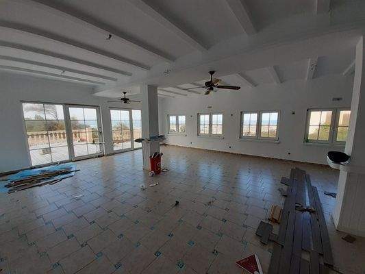 Gebäude am Meer zum Verkauf in Colonia de Sant Pere, Mallorca