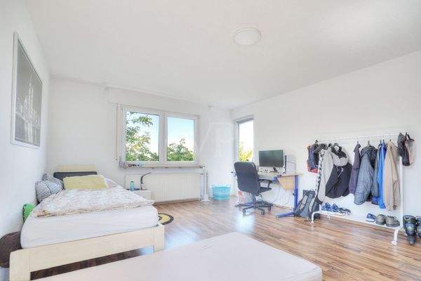 Wohnzimmer-Schlafzimmer OG