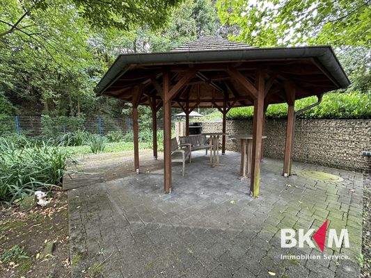 überdachter Grillplatz