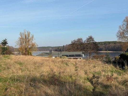 Grundstück mit Seeblick