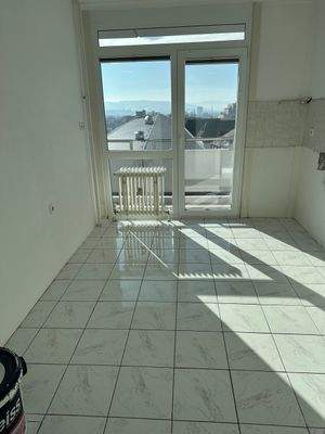 Helle Wohnung mit Ausblick