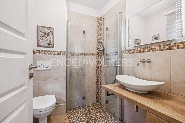 Duschbad im Erdgeschoss