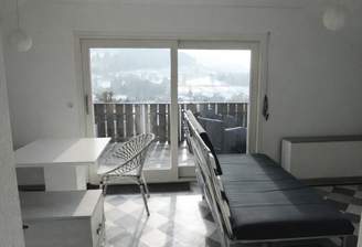 Wohnzimmer Ausgang Balkon