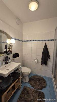 Badezimmer im Kellergeschoss