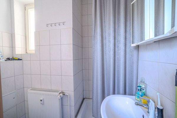 Bad digital möbliert