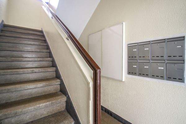 Wohn-/Geschäftshaus Eingang