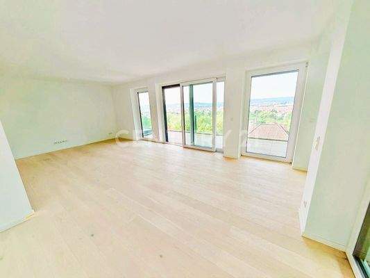 Wohn(t)raum mit Blick über ganz Saarbrücken