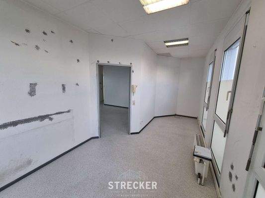 Büro Strassenseeite