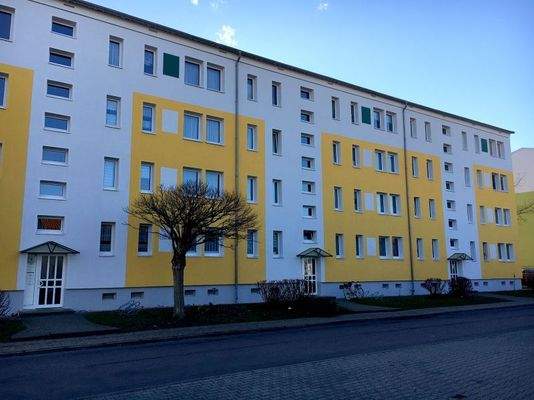 Vorderansicht Gebäude