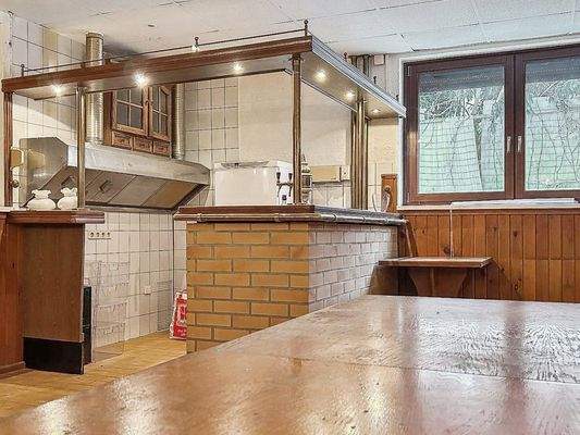 Bar im Untergeschoss