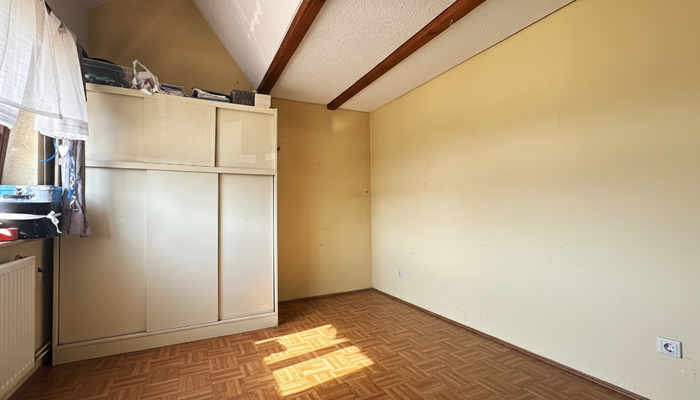 2. Schlafzimmer (OG)