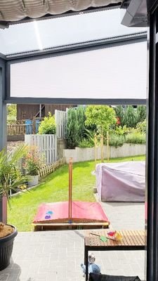 Teilansicht der überdachten Terrasse.jpg