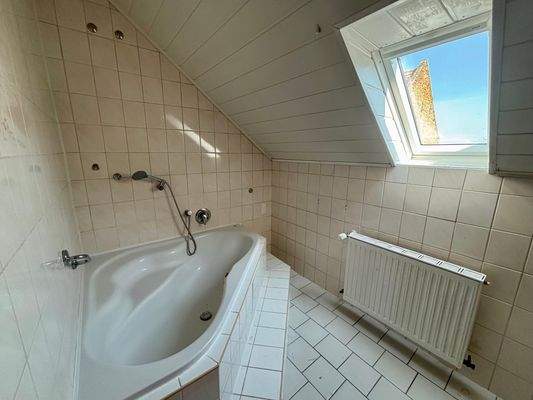 21- Bad - Wohnung OG.jpeg