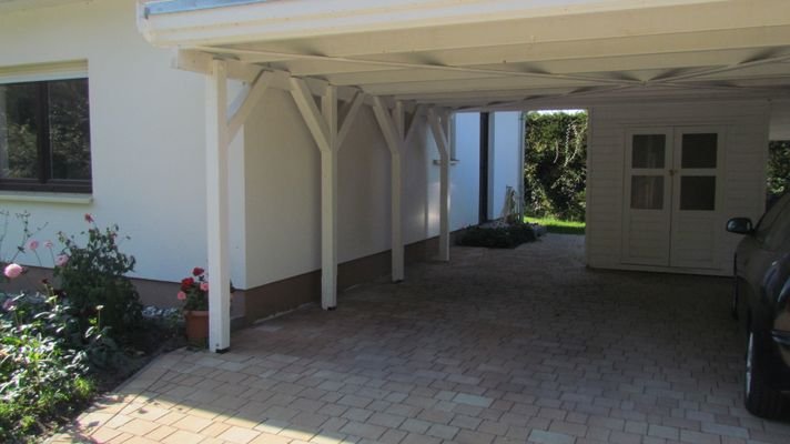 DOPPELCARPORT  mi separatem Eingnag zur Küche