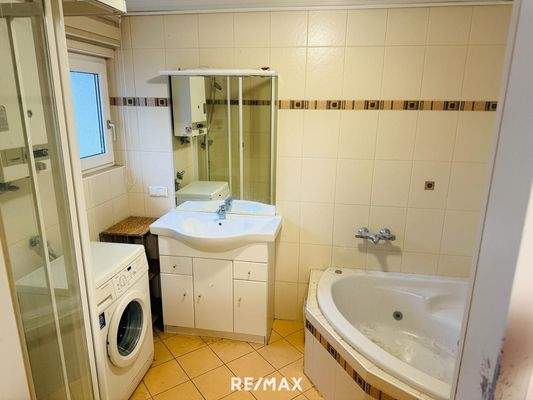 OG Bad Wanne & Dusche