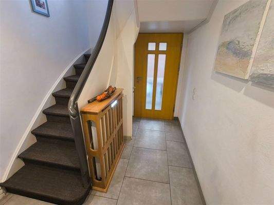 Haupteingang - Treppe