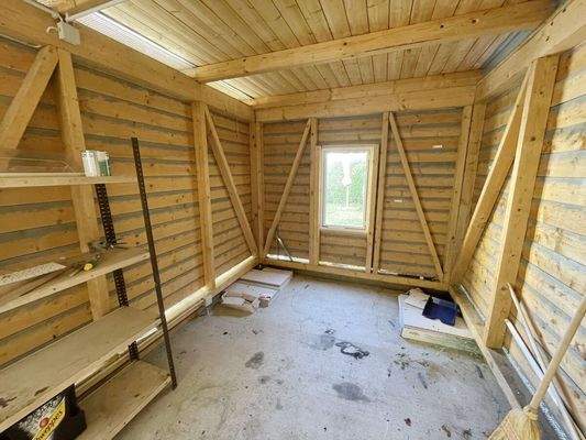 Abstellschuppen im Garten