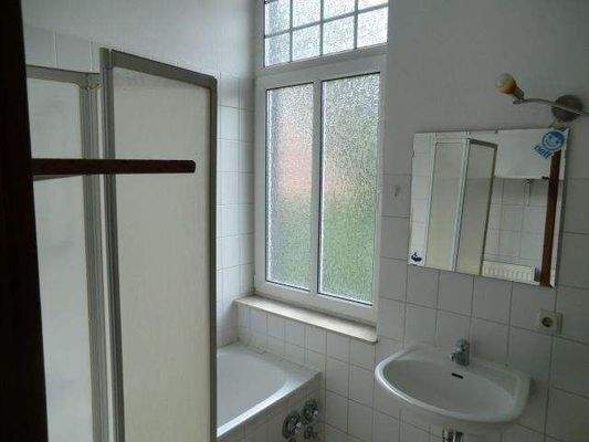 Bad einer Wohnung.JPG