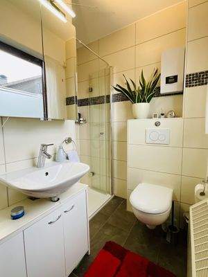 Bad / Gäste WC im Erdgeschoss