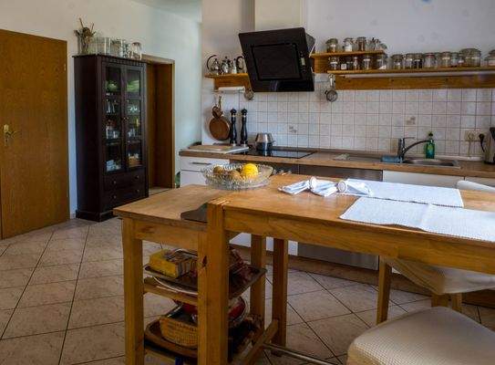 Wohnhaus EG Küche 8186.jpg