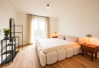 Schlafzimmer_beleuchtet_Roten Bleicher.jpg