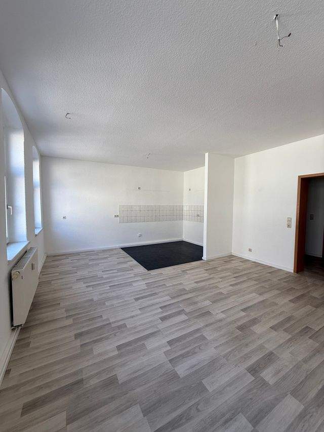 Schöne helle renovierte 4 Raum Wohnung in Hartenstein ab 01.01.2026 zu vermieten - Photo 1