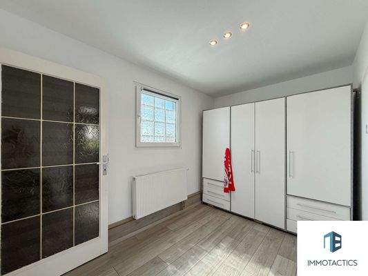 begehbarer Kleiderschrank 