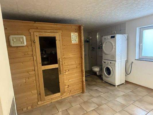 Sauna mit Dusche/WC