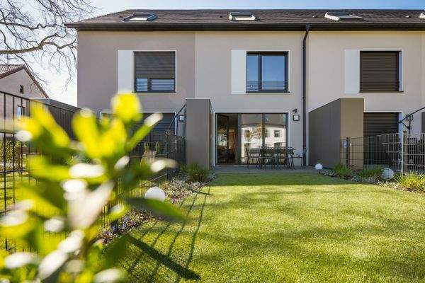 12_145 m__Familienglück_Garten