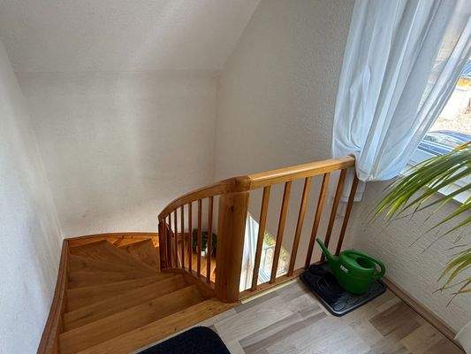 Treppenhaus vom EG zum DG