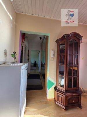 Flur mit Einbauschrank im Gang vor dem Schlafzimme